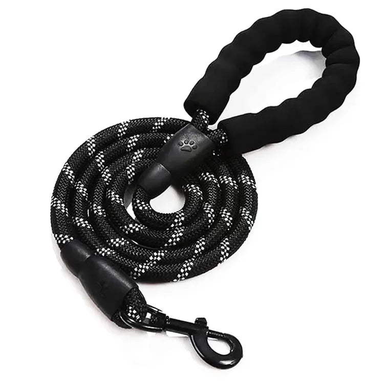 Ultra-Resistant Reflective Leash – Total Control & Safety 🐶💛