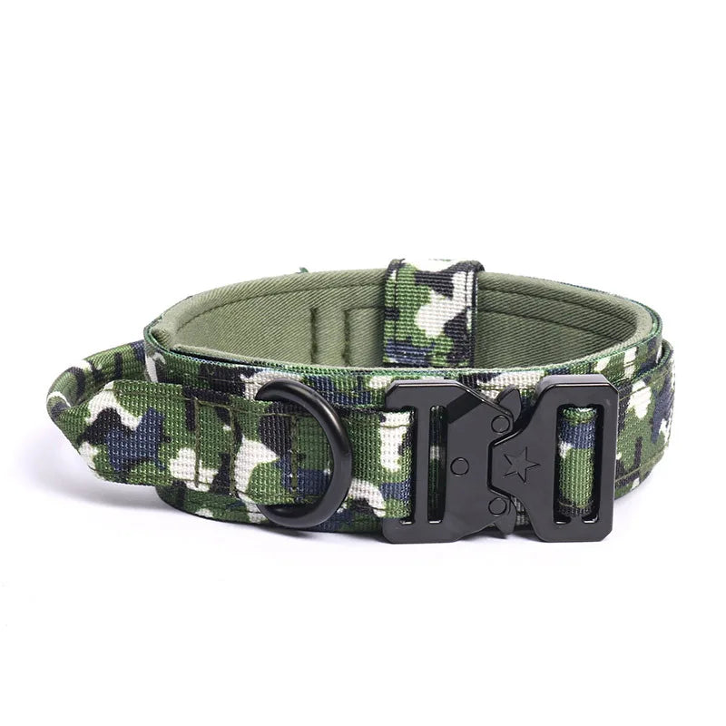 Collier Tactique Ajustable pour Chien – Contrôle Total & Dressage Sécurisé 🐾💪