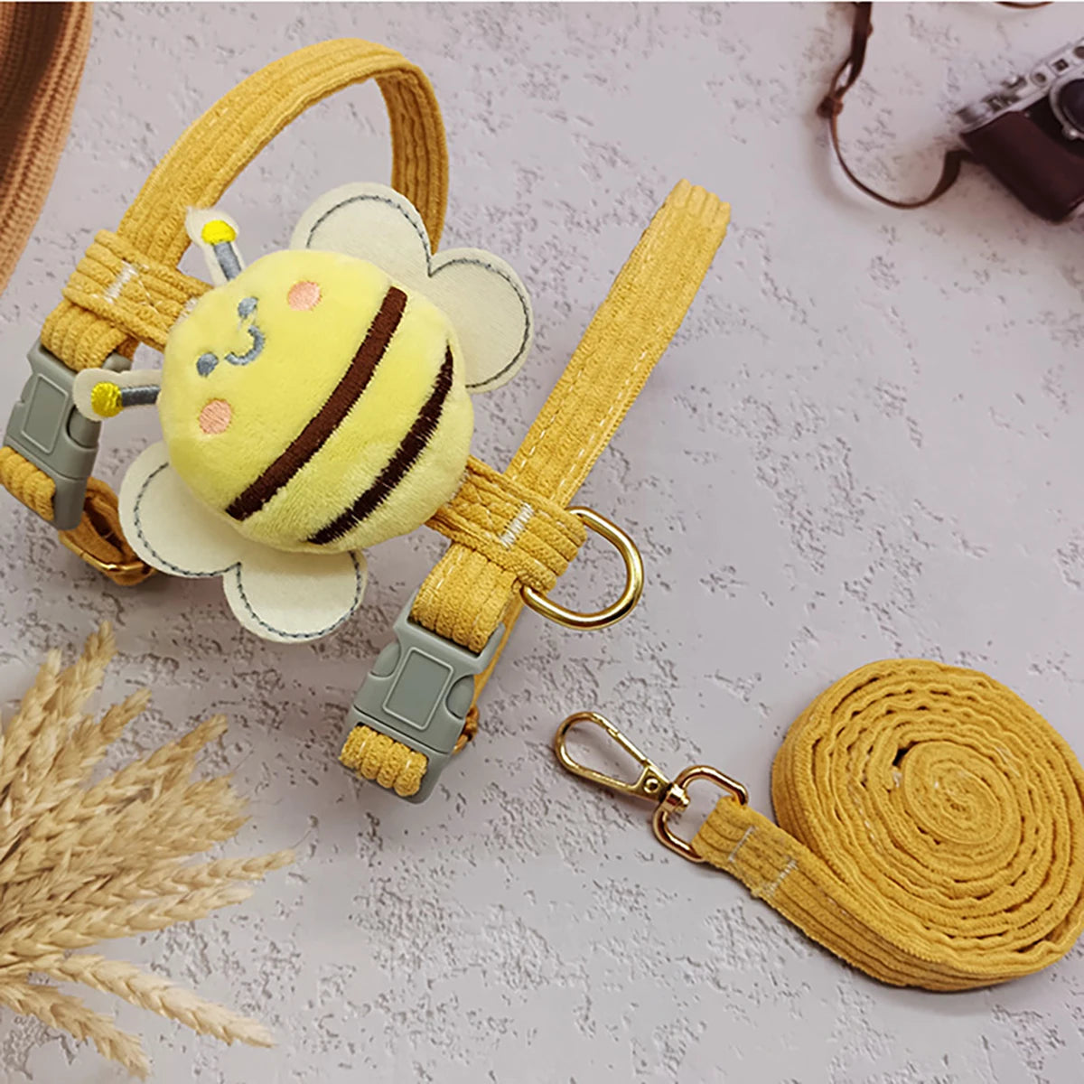 Secure Bee Harness + Leash – Ultra Cute & Anti-Escape 🐝🐶💛