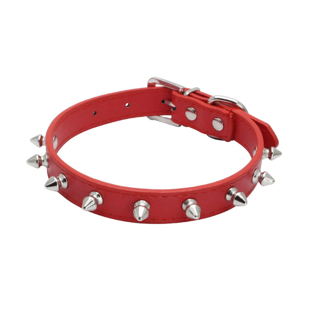Collier Clouté Coloré – Style Rebelle & Unique 😎🐶💛