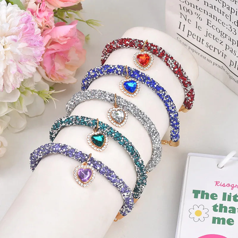 Collier Cristal Luxe – Élégance & Amour 💎🐶💛
